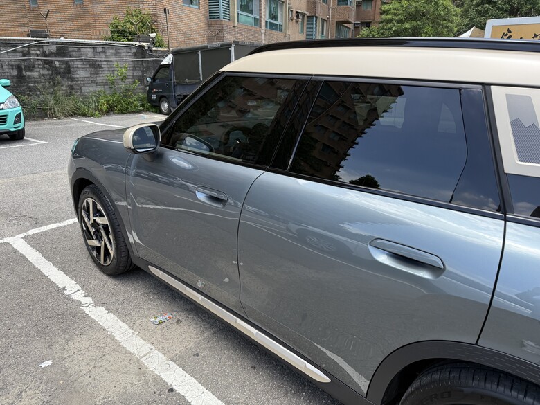 開箱Mini Countryman SE All4 + LLumar無敵系列