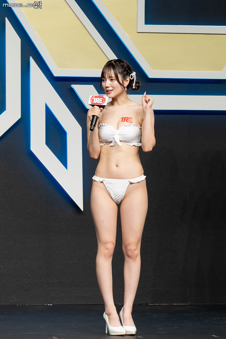 點我看大圖 2025 TRE 台北國際成人展直擊|近百位人氣 AV 女神同台爭艷,盛況火辣福利全開!
