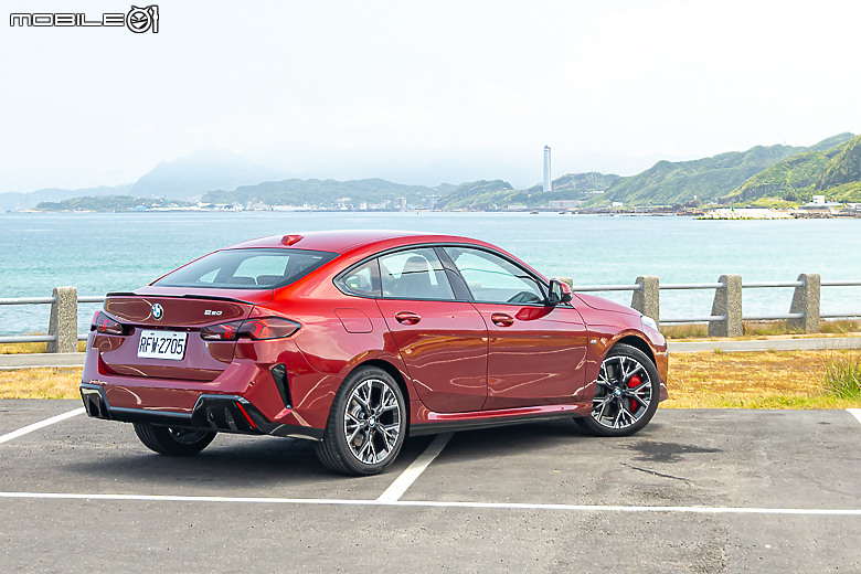 BMW 大改款 220 Gran Coupe 試駕|樂趣不輸掀背鋼砲的小轎跑!
