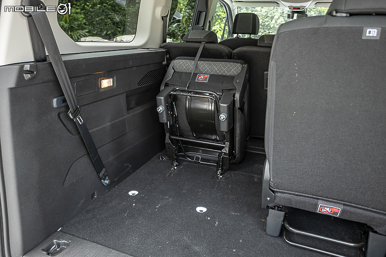 Opel Combo Life Premium 試駕｜挾德藝美學登台參戰，啟七座 MPV 瑜亮之爭！