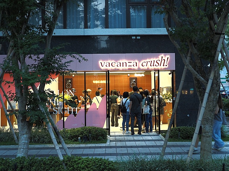 心中山線形公園、誠品書店 R79、玫瑰古蹟—蔡瑞月舞蹈研究社、光點台北(台北之家)、中山藏藝所,附掛OKAY韓國烤肉 — 臺北市區小旅行之選物小攤、咖啡香與日系文青風生活圈