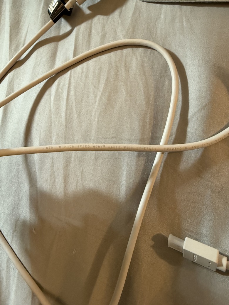 Micro HDMI to HDMI 延長線怎麼選？需支援 eARC / HEC