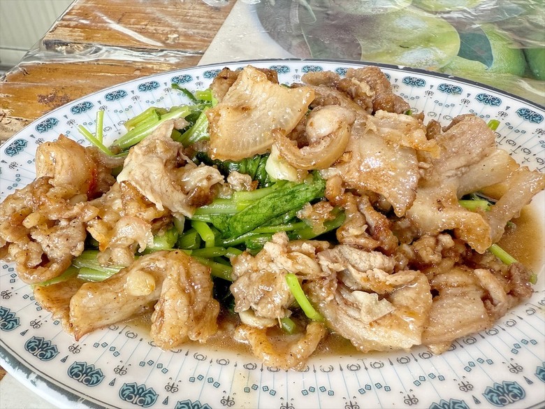 竹筍滷肉飯、竹筍肉燥飯好吃,竹筍脆又甜,還有許多竹筍料理可選擇