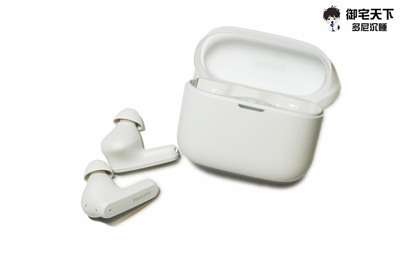 點我看大圖 開箱|PHILIPS City 系列 TAT2000 入耳式真無線藍牙耳機 - 小巧隨行,日常用戶的優質好選擇!