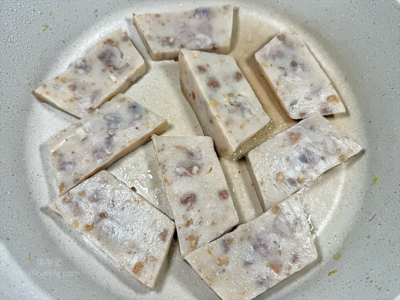 武界手工蘿蔔糕，新鮮食材、山泉水，打造獨特又綿密的口感，送禮自用兩相宜！
