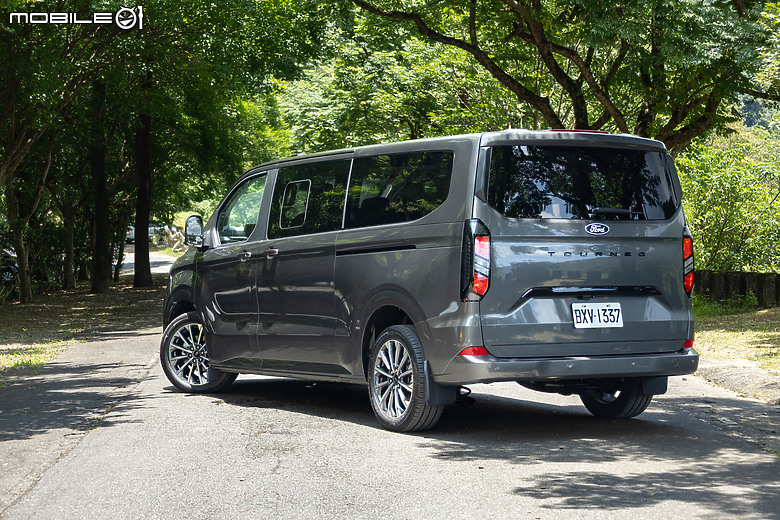 Ford Tourneo Custom 福特旅行家長途試駕｜化身包車司機，來場一日南投小旅行！