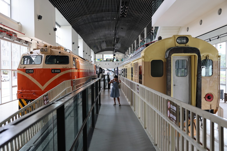 【鐵道與貓的午後漫遊】苗栗火車頭園區遊記