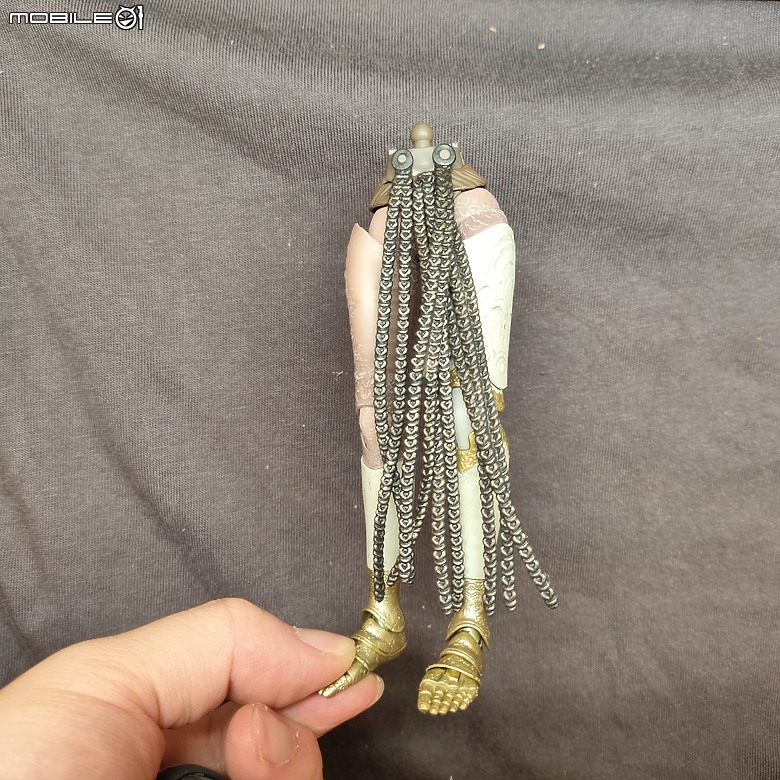 【模型開箱】艾爾登法環『S.H.Figuarts 米凱拉的鋒刃 瑪蓮妮亞』可動完成品