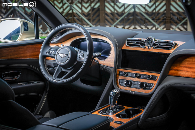 【採訪】Bentley Continental GT/GTC、Flying Spur新油電動力駕到,Azure車型同步到來!