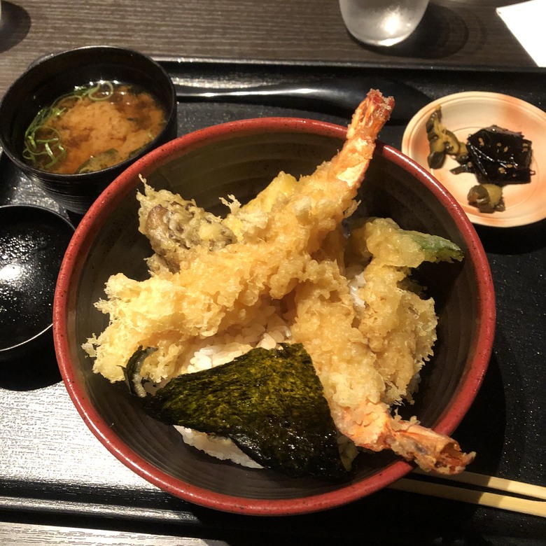 【關西5日自駕遊】之【中集】神戶淡路篇,集結美食/溫泉/美景之旅遊分享。