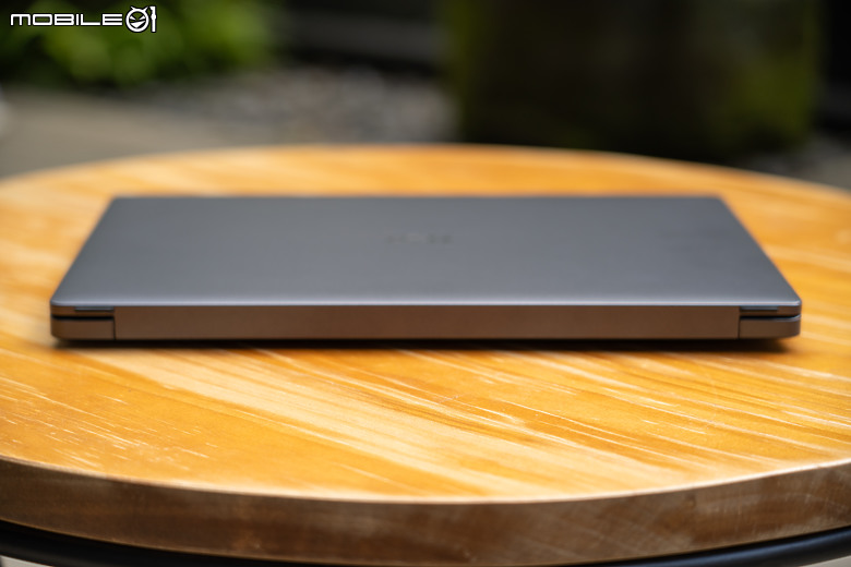 Dell Pro 14 Premium 體驗｜1.21Kg 輕巧設計、全天候續航的質感商務筆電