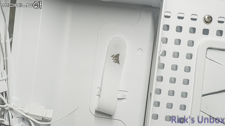 【開箱】高模組化頂級中塔機殼 | CORSAIR FRAME 5000D RS ARGB WHITE