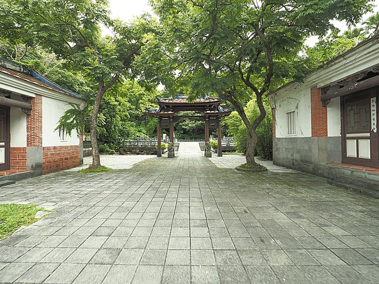 經國七海文化園區、圓山別莊(台北故事館)、臺北市立美術館、圓山自然景觀公園、臨濟護國禪寺 — 臺北市區小旅行之圓山一帶散策篇
