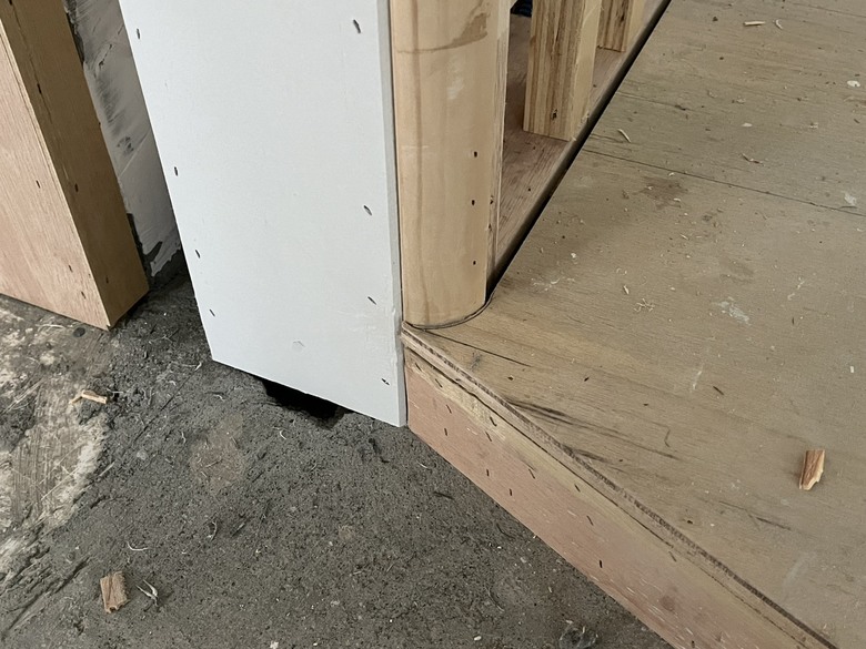 開箱文---清透明亮的40年老公寓翻新-重軟裝輕硬裝(08.05更新到廚具安裝完成)