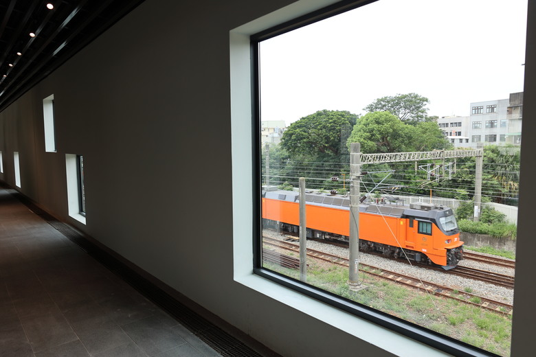 【鐵道與貓的午後漫遊】苗栗火車頭園區遊記