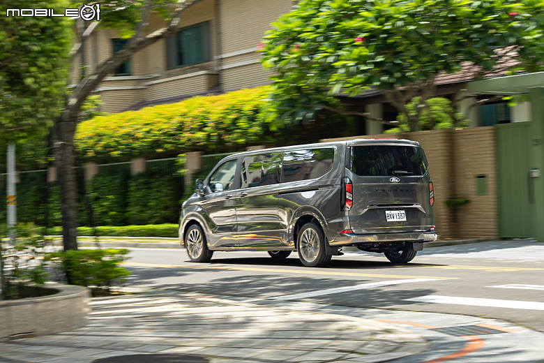 Ford Tourneo Custom 福特旅行家長途試駕｜化身包車司機，來場一日南投小旅行！