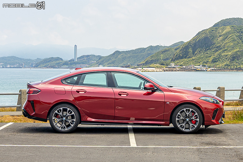 BMW 大改款 220 Gran Coupe 試駕|樂趣不輸掀背鋼砲的小轎跑!