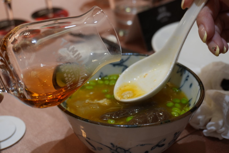 點我看大圖 塔木嶺餐酒會:極品軒的每一道菜都想搭一杯