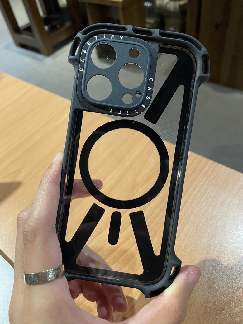 頂規防摔手機殼評比(Casetify、犀牛盾、Devilcase、UAG)