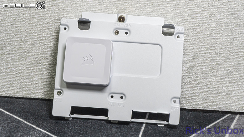 【開箱】高模組化頂級中塔機殼 | CORSAIR FRAME 5000D RS ARGB WHITE