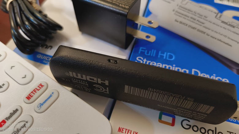 Walmart onn. Full HD Streaming Device 電視棒
