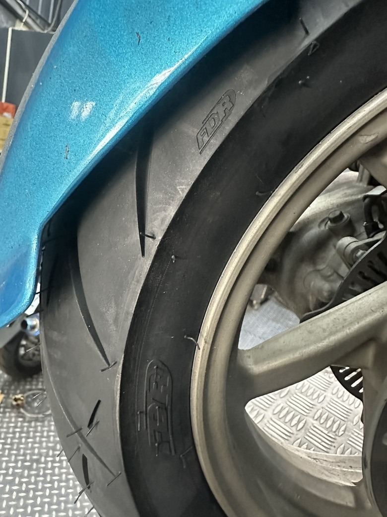 【冷門胎測試實測心得】 FDR EVO SPORT系列半熱熔性能街胎開箱評測 熱血通勤兩全其美？ 對比TT93誰更勝一籌？