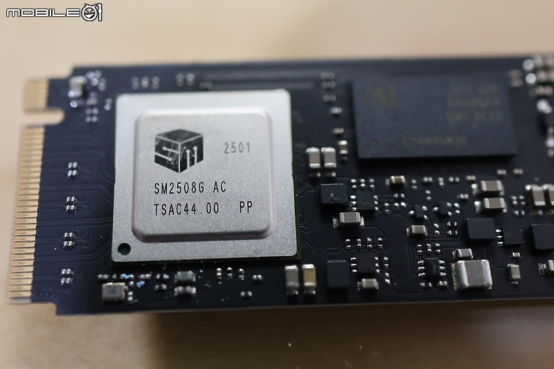 邁向 14GB/s Gen5 世代 XPG GAMING MARS 980 BLADE