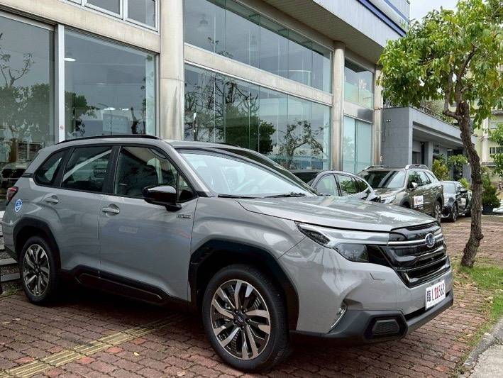 六代森一桶油凸全台灣集滿最多Subaru展間,就我們這車吧?