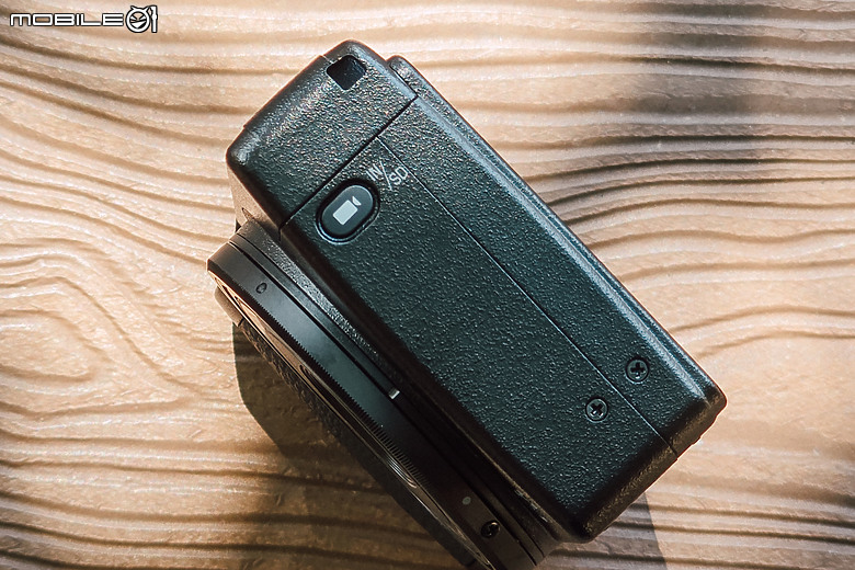 RICOH GR IV 初步體驗｜七年等待、街拍神器再進化！