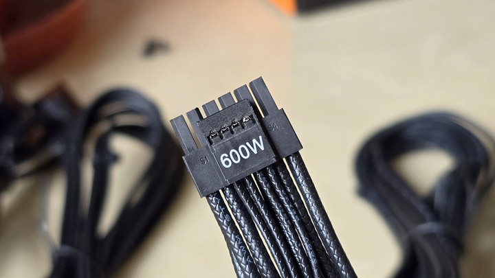 (開箱) 穩定,高CP值選擇 Cougar 美洲獅 GR 750W 金牌 ATX 3.1電源供應器 (開箱) 穩定,高CP值選擇 Cougar 美洲獅 GR 750W 金牌 ATX 3.1電源供應器