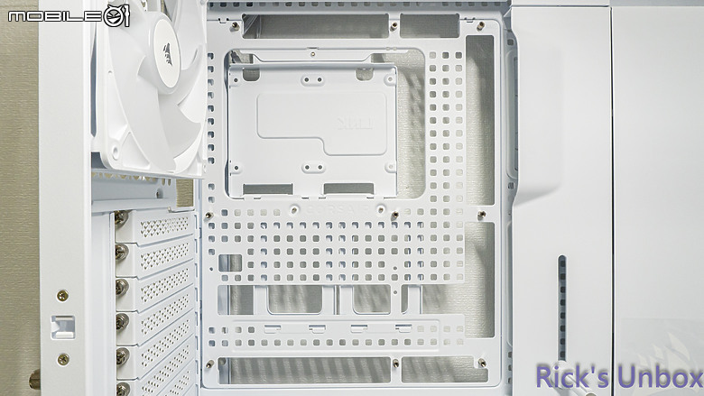【開箱】高模組化頂級中塔機殼 | CORSAIR FRAME 5000D RS ARGB WHITE