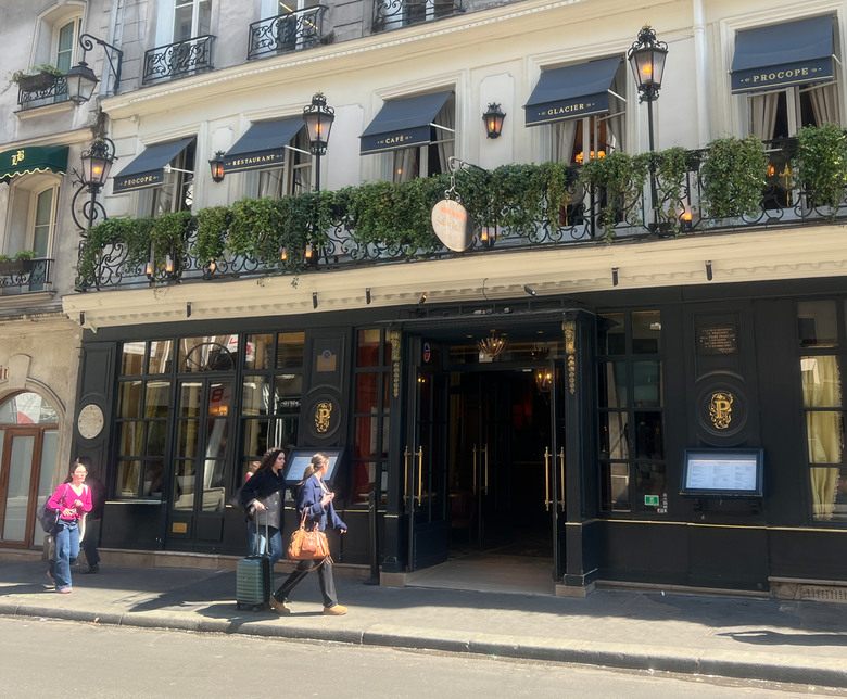 長榮聯營《魅力歐洲》法比荷10日團 | 歐洲旅遊紀錄