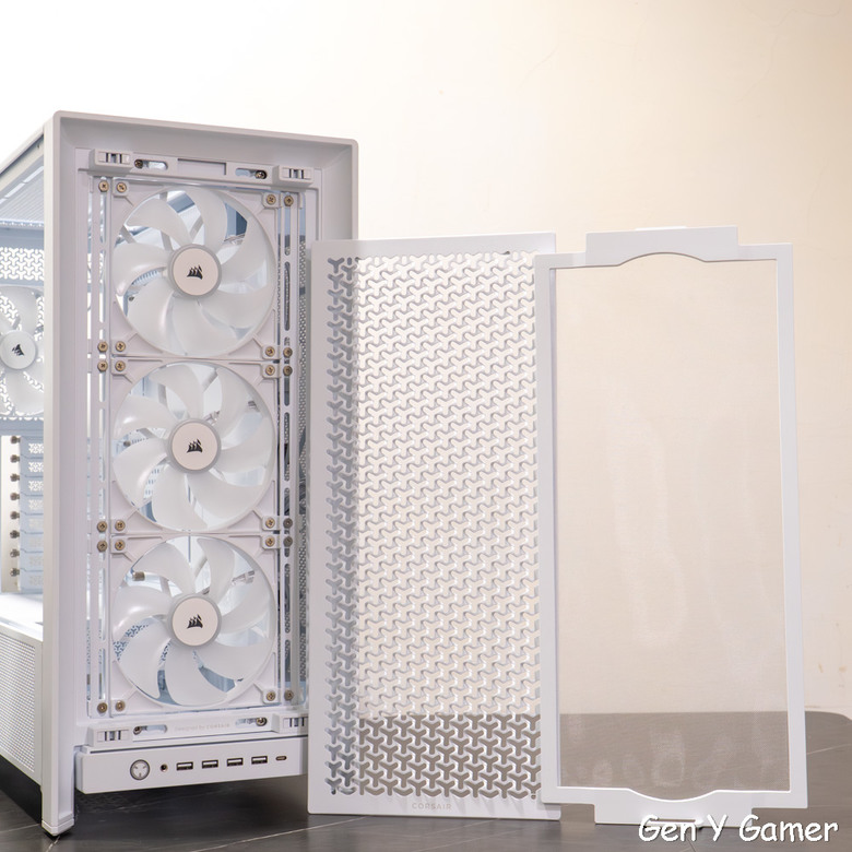 點我看大圖 模組化尬洞洞板!CORSAIR FRAME 5000D RS ARGB