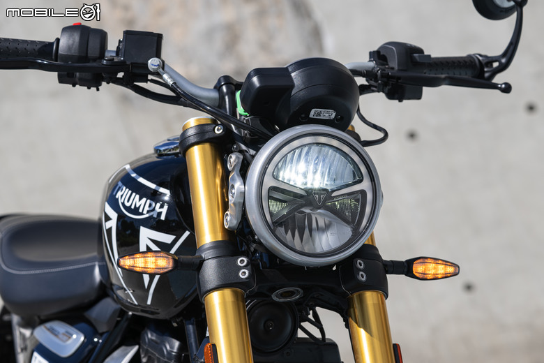Triumph Speed400 試駕報告 | 動力飽滿、輕巧無壓力的日常坐騎！