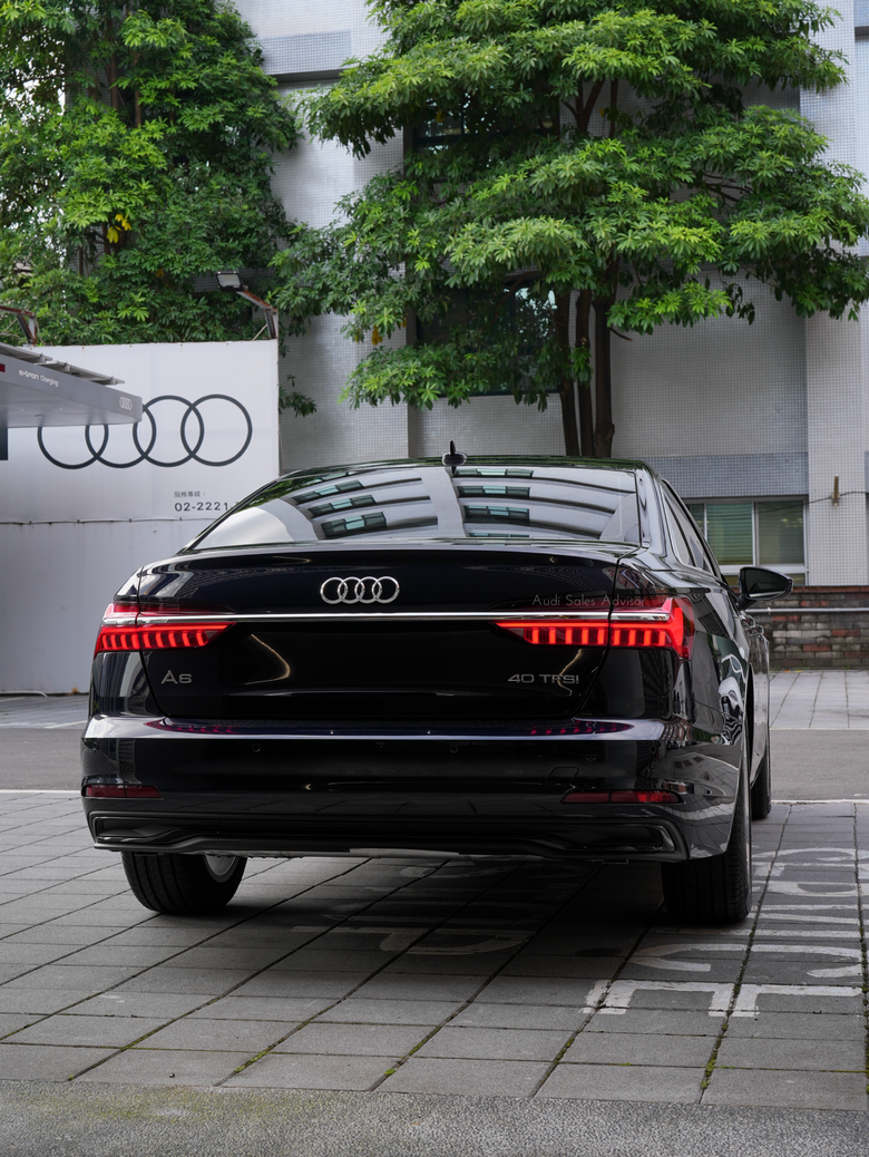 交車分享｜Audi A6 Sedan 40 TFSI｜金屬無垠藍 Firmament Blue 5U