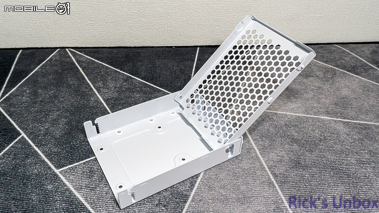 點我看大圖 【開箱】MINI的更全面更有特色 | LIAN LI O11 DYNAMIC MINI V2 WHITE