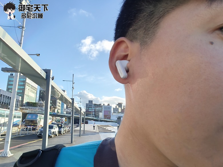 點我看大圖 開箱|PHILIPS City 系列 TAT2000 入耳式真無線藍牙耳機 - 小巧隨行,日常用戶的優質好選擇!