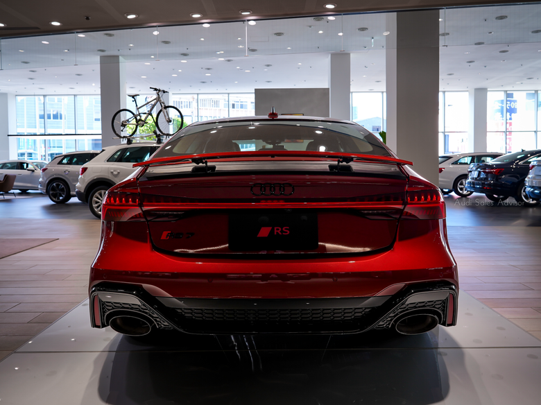 實車分享|Audi RS 7 Sportback performance|最終西裝暴徒