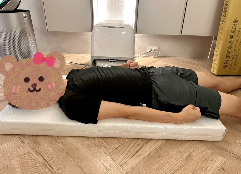 奇哥水洗床墊+嬰兒床佈置分享