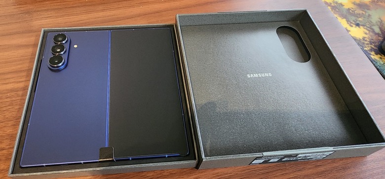 📦【開箱】SAMSUNG Galaxy Z Fold 7|海影藍