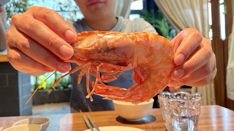 【食記】【台中火鍋｜泰滾泰式火鍋 崇德店二訪】壽星送蝦超划算｜夢幻奢華鍋＋鍋烤節活動一次體驗 2025/08【阿洪開箱中】
