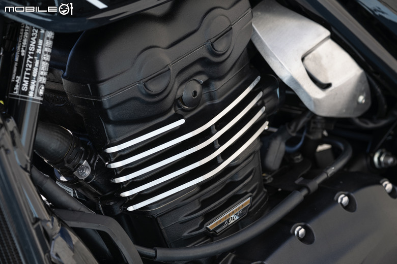 Triumph Speed400 試駕報告 | 動力飽滿、輕巧無壓力的日常坐騎！