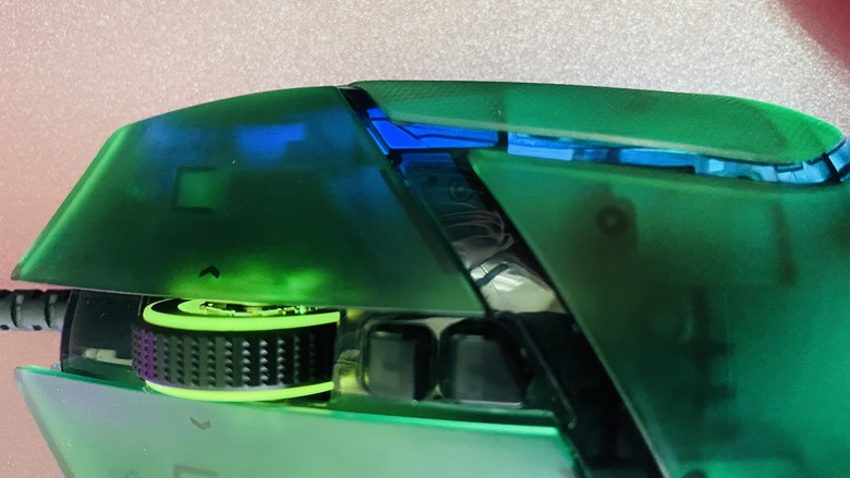 【阿洪開箱中】雷蛇 Razer Phantom 幻影綠系列整組開箱實測心得|RGB 美學全面解放,透明設計再掀桌面革命!