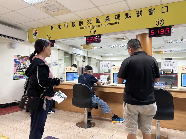 改裝排氣管驗車問題