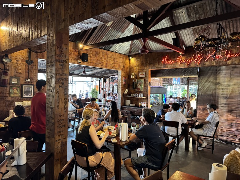[印尼] Naughty Nuri's Warung