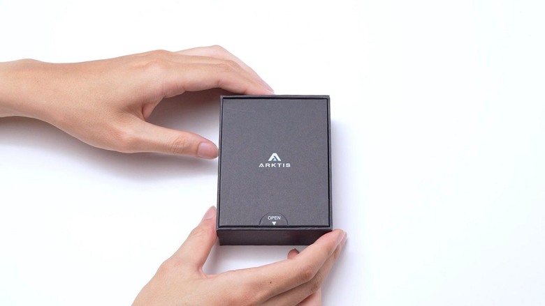 點我看大圖 千元耳機賽場上的全能戰士?Arktis Pro 開箱