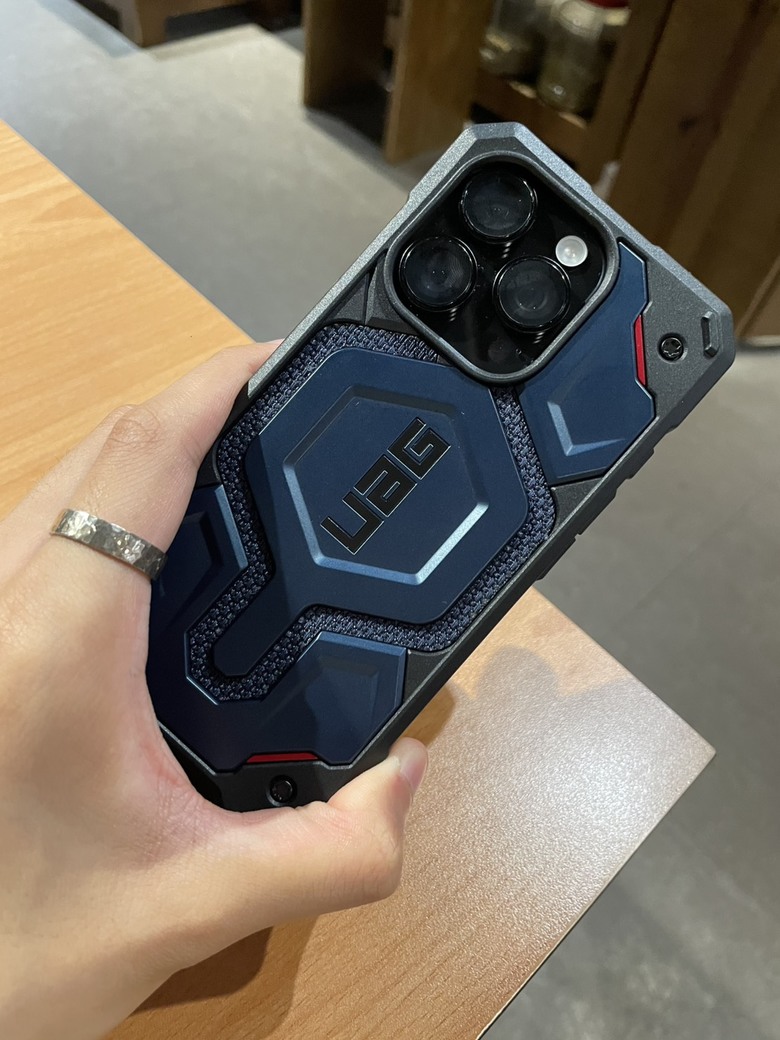 頂規防摔手機殼評比(Casetify、犀牛盾、Devilcase、UAG)