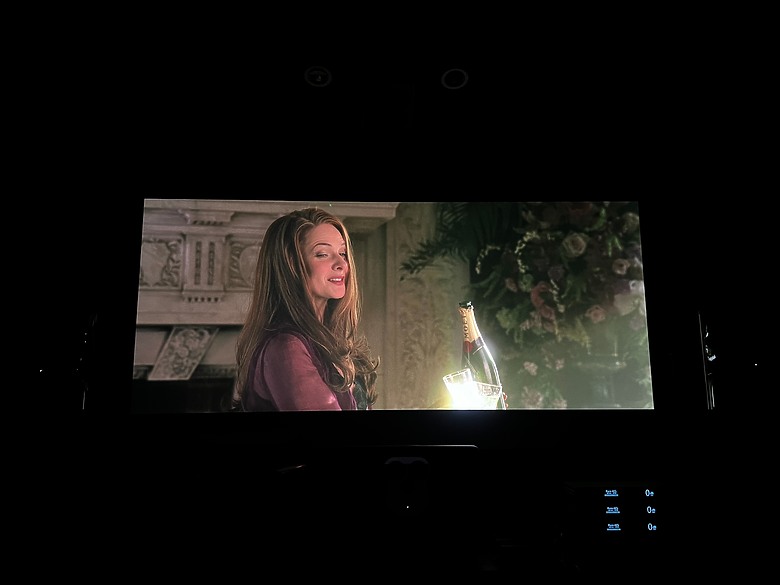 Digital Projection E-Vision 10000i 4K+ RGB家用高對比鏡頭版頂級投影機試用：8000流明正「電影院」級的高級影像表現！