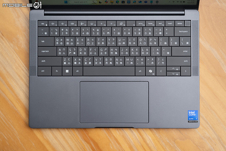 Dell Pro 14 Premium 體驗｜1.21Kg 輕巧設計、全天候續航的質感商務筆電