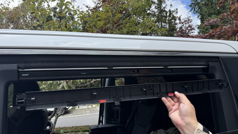 LM500h 真的是豪華高級車嗎? 開了4個月的心得....後記:開了一年的心得